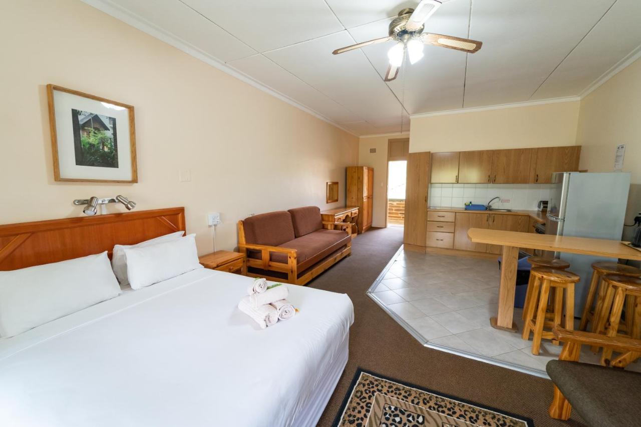 One Open Plan 4 Sleeper Chalet